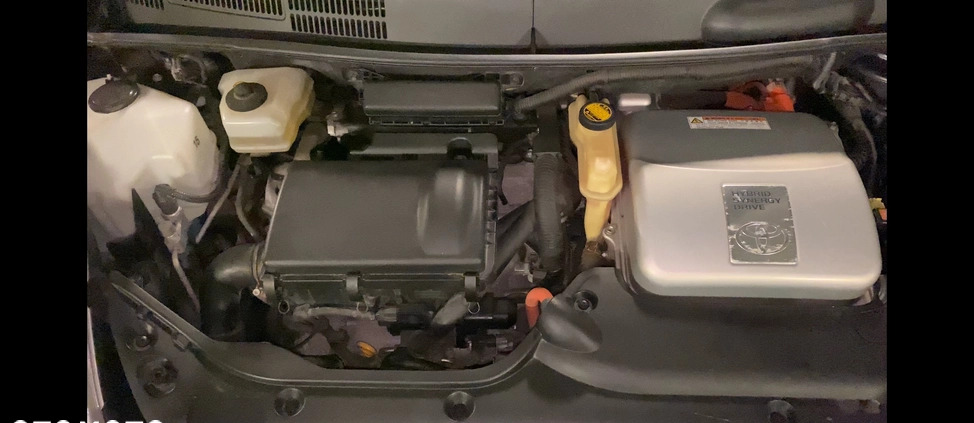 Toyota Prius cena 24900 przebieg: 275000, rok produkcji 2007 z Warszawa małe 277